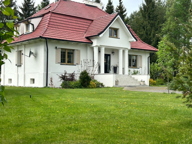 Dom Sprzedaż Niczonów 1